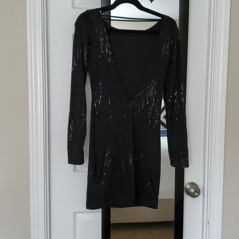 Dress - Picture 2 of 2